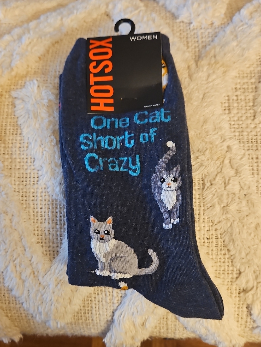 Hot Sox Women's Navy Cat Graphic Socks with Teal Text